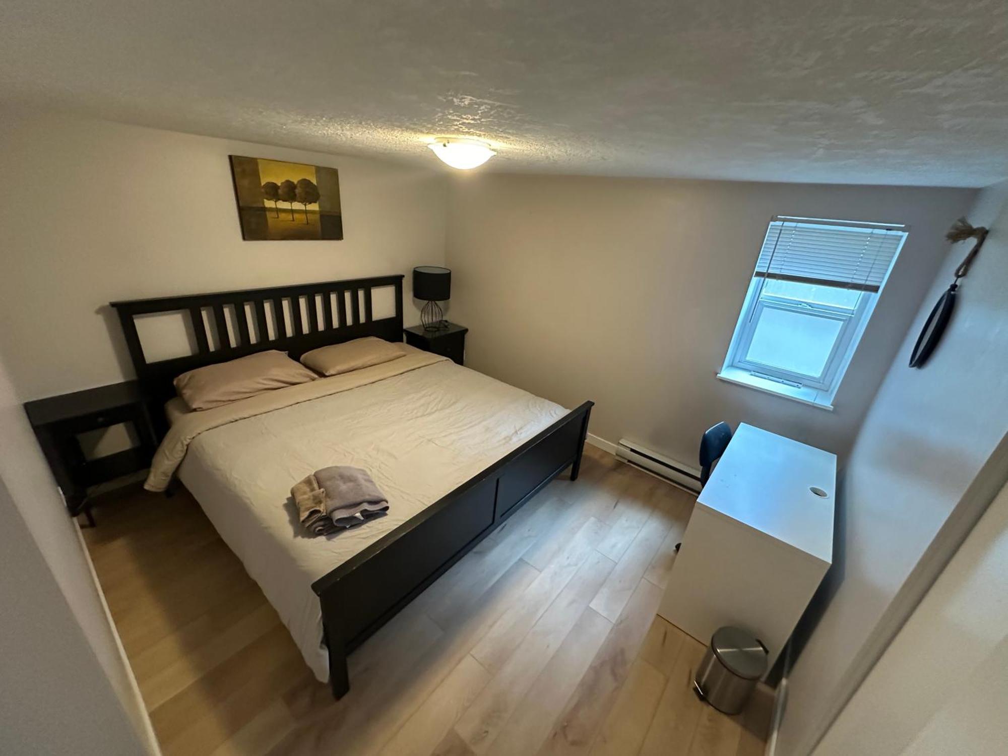 Artistic Apartment Near Downtown Victoria Eksteriør billede